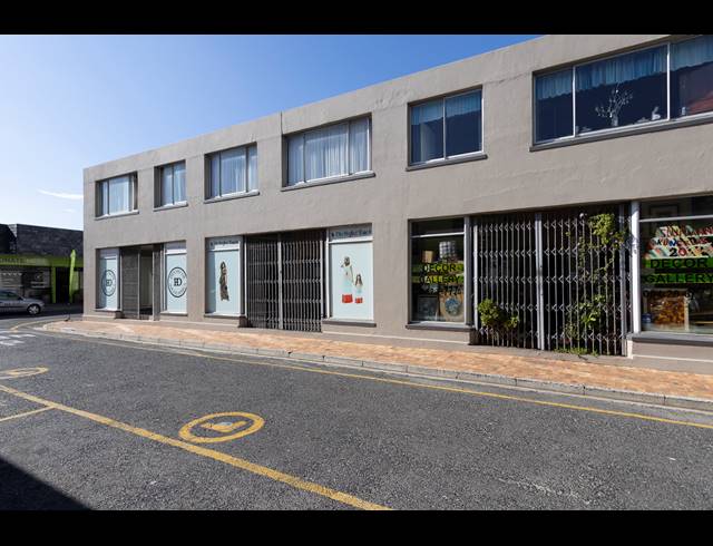 1,225M² BUSINESS FOR SALE IN STRAND CENTRAL